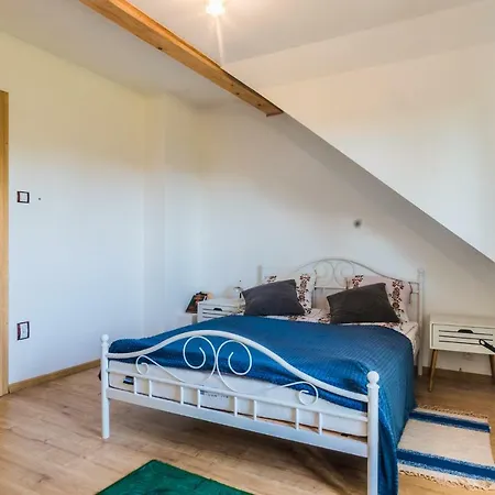 度假居 Komfortowy Lesny Dwor 斯图托沃